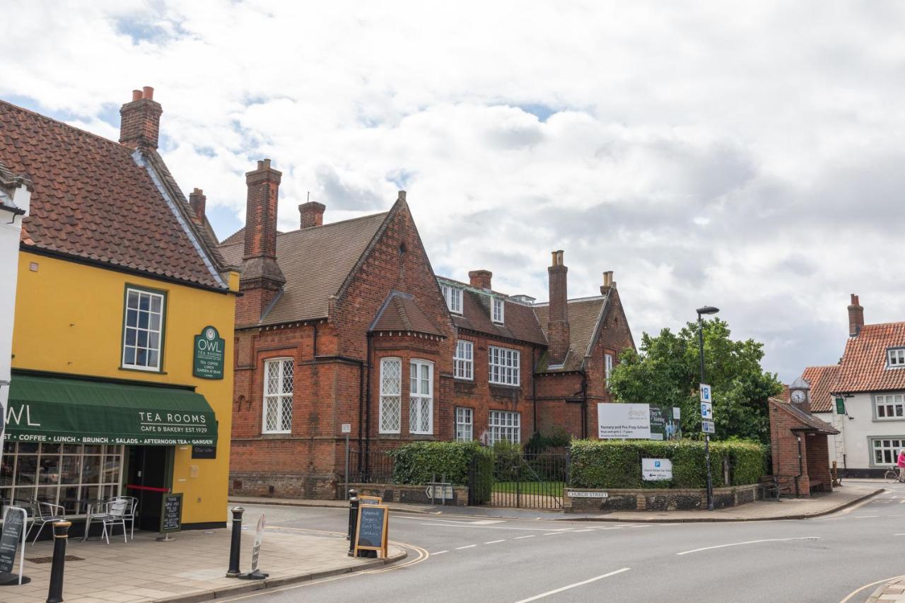 Lion Holt (Norfolk)
